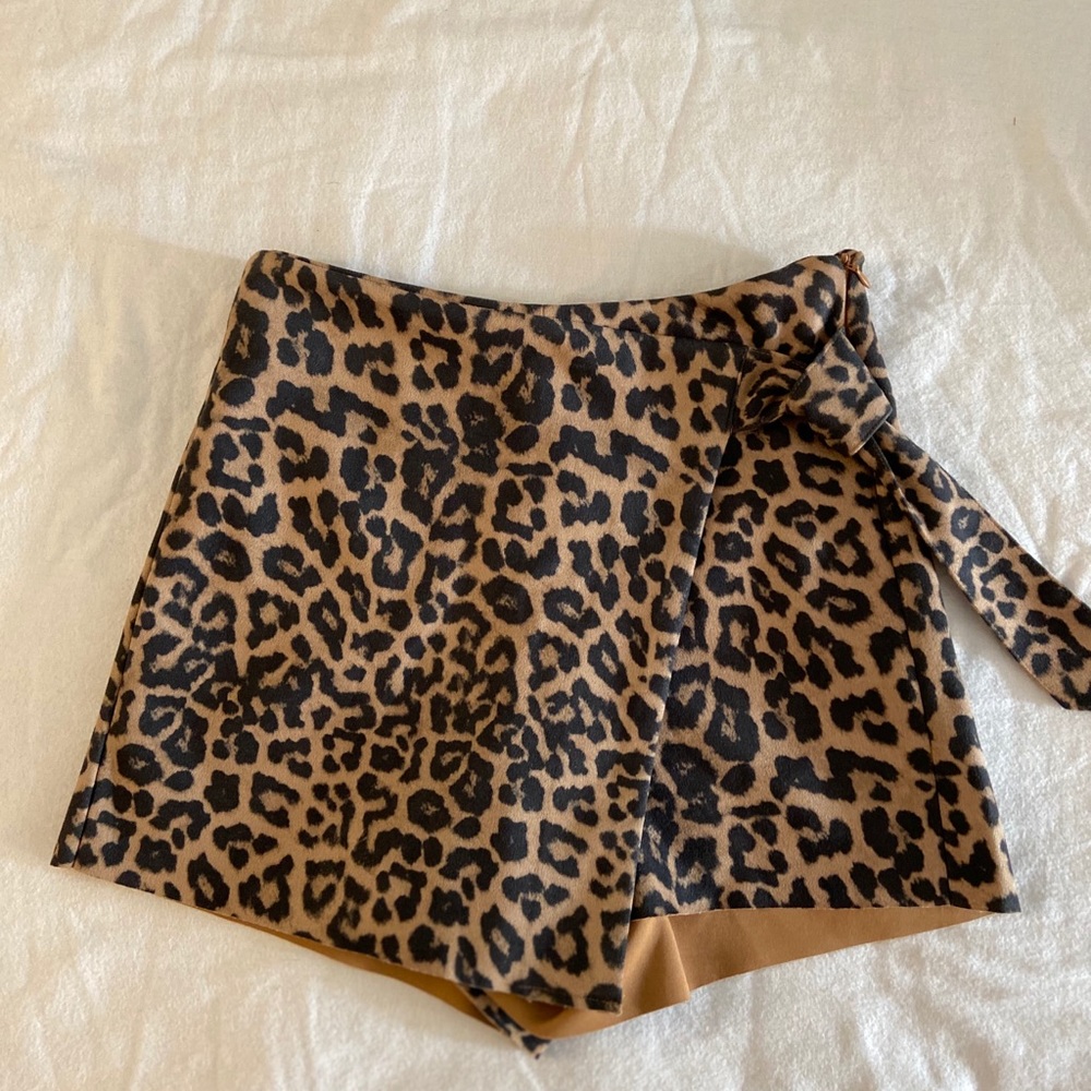 Zara short/skirt high waisted Leopard print
